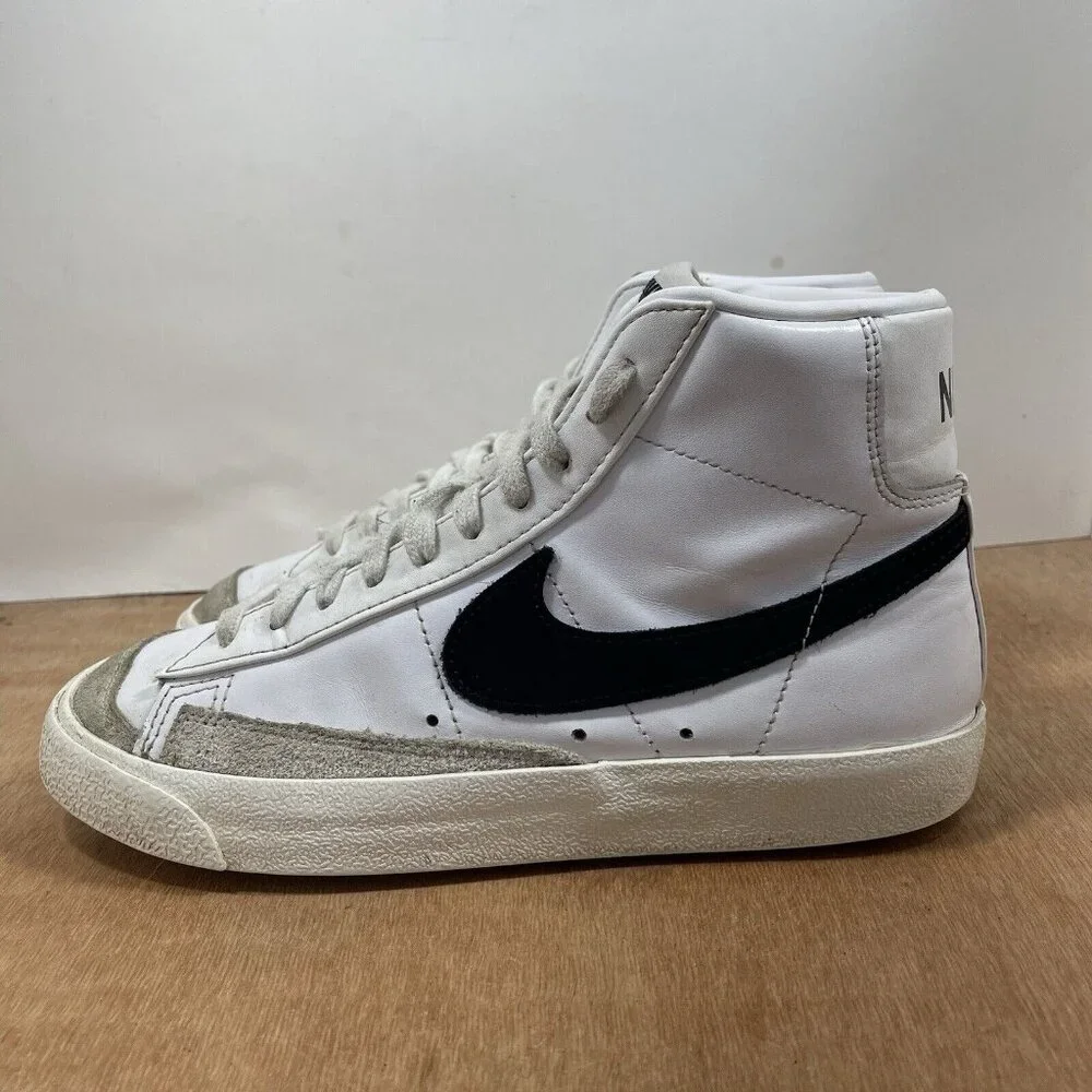Nike Blazer Mid 77 Women Size 7.5 Vintage White Black Sneakers Shoes CZ1055-100
